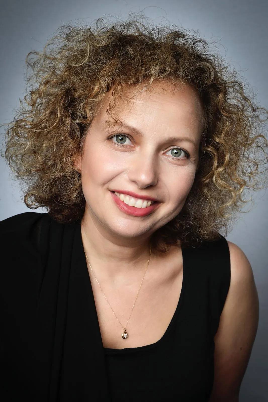 מיכל אהרוני - תמונה ממוזערת 2