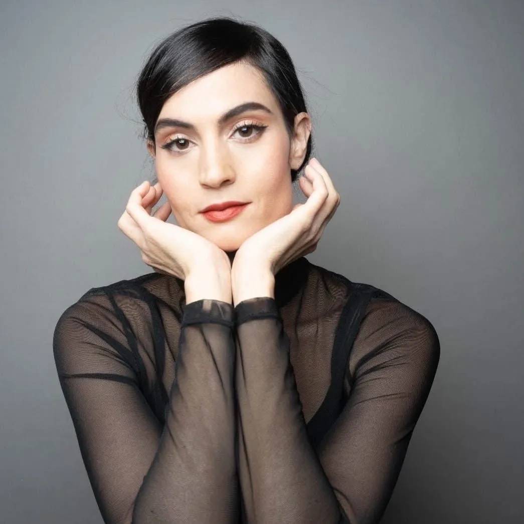 שירה שיש - תמונה ממוזערת 4