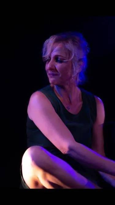 רג'ין שושן - תמונה ממוזערת 2