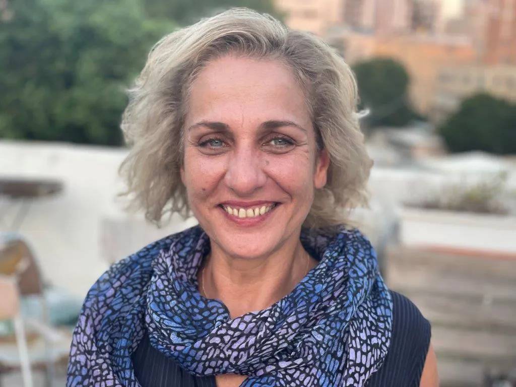 רג'ין שושן - תמונה ממוזערת 1