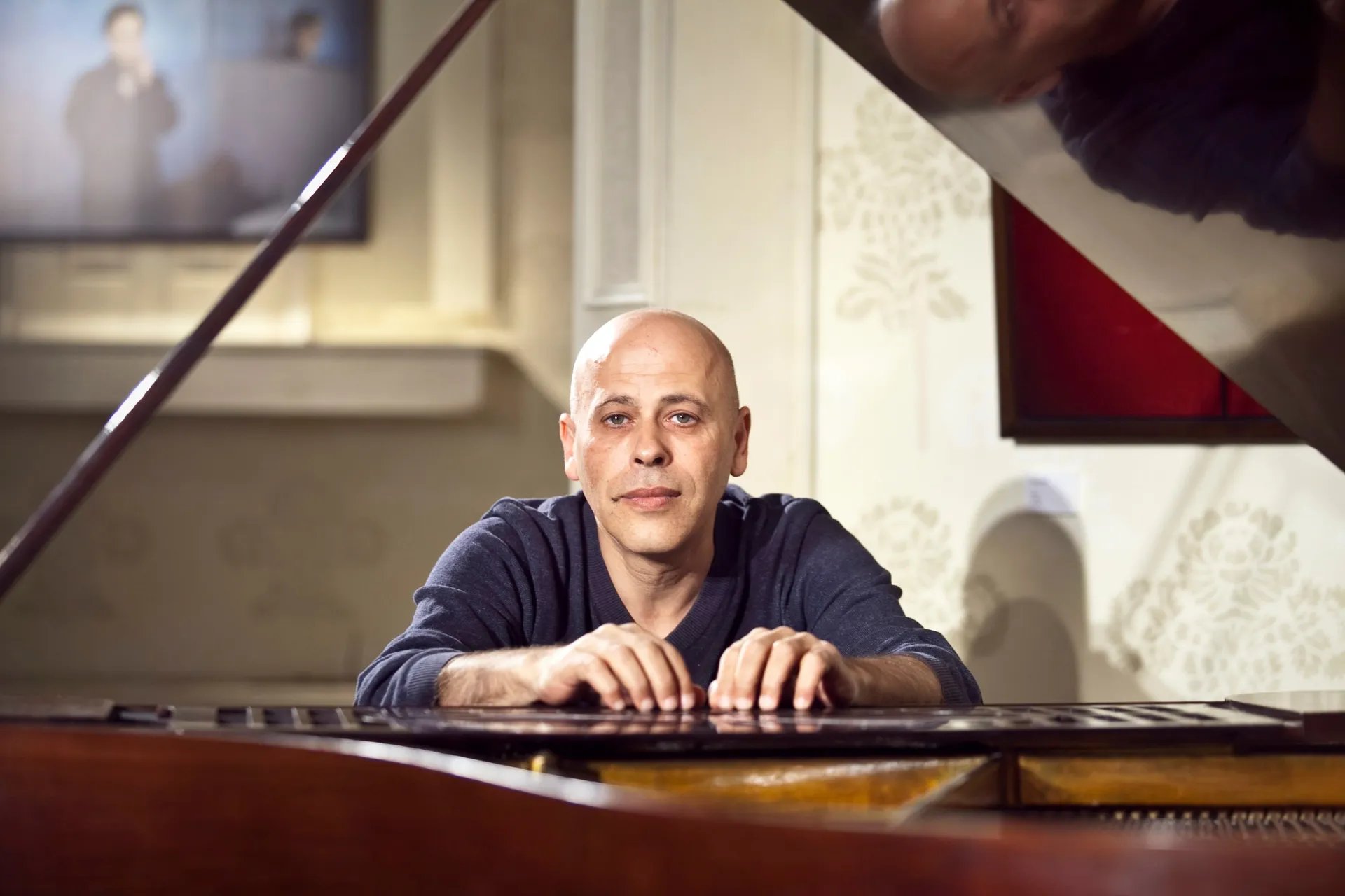 אבי בנימין - תמונה 1