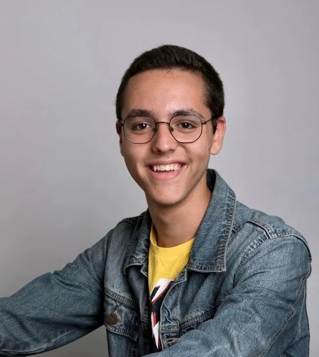 רום פלד - תמונה 1