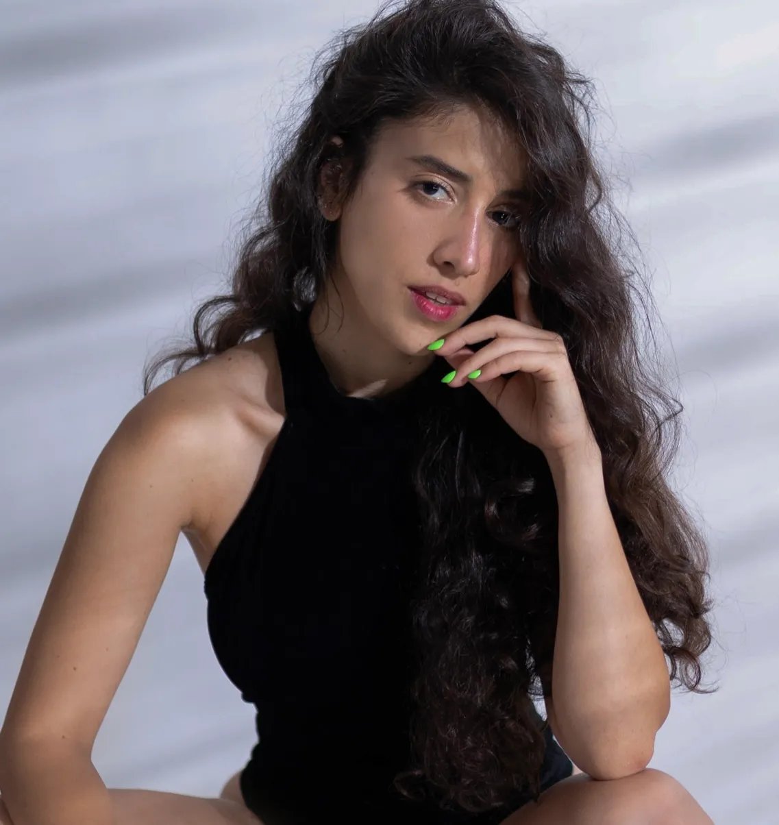 נוי נעים - תמונה 1